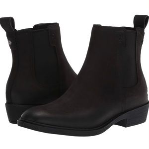 Ugg Women’s Emmeth Chelsea Boot